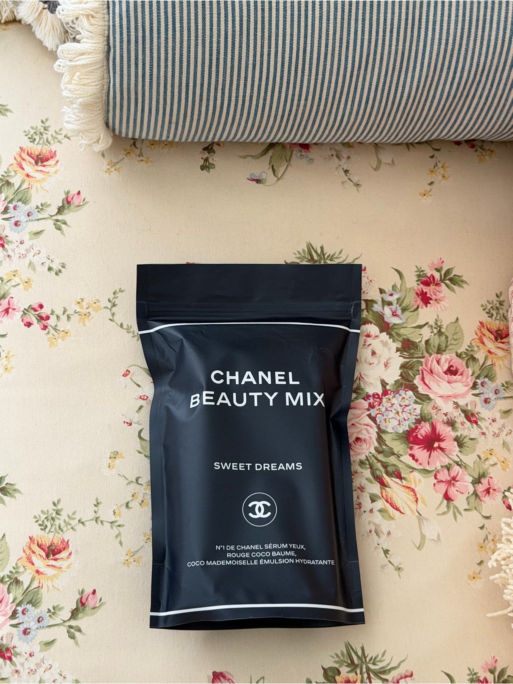 Authentic Chanel Beauty Mix "Sweet Dreams” Set.